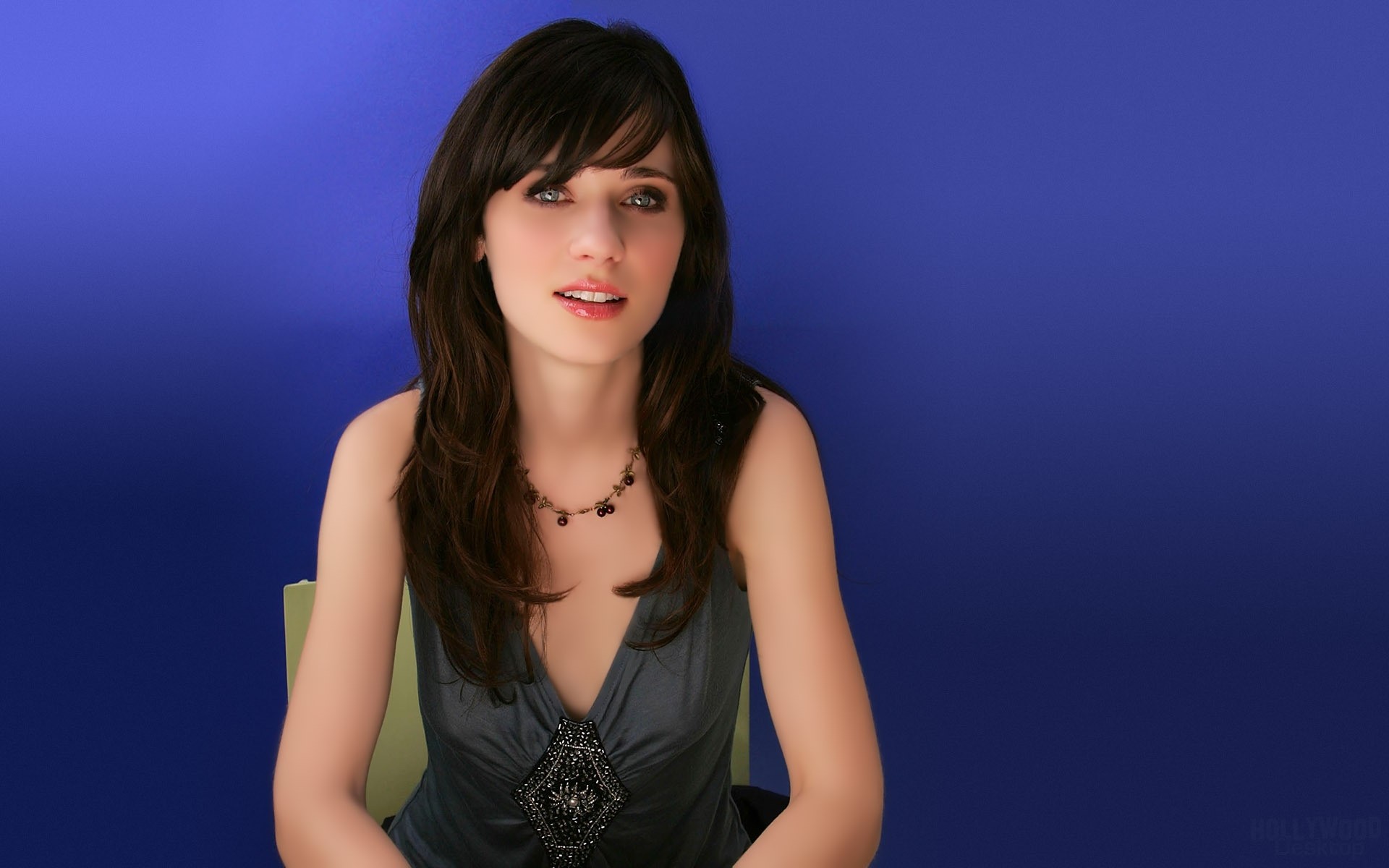 mulher moda bonita menina fofa retrato sexy jovem glamour gravação cantor