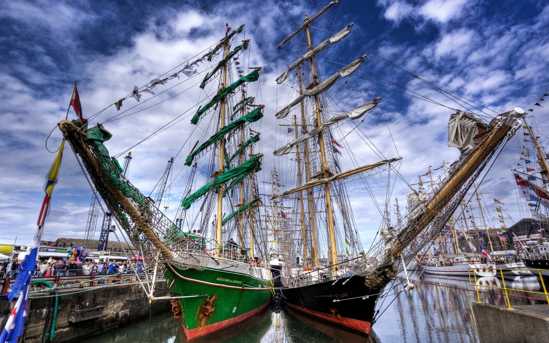 barco navio embarcações água porto sistema de transporte marinho viagens mar vela porto cais céu veleiro corda oceano fuzileiro naval carro iate barcos