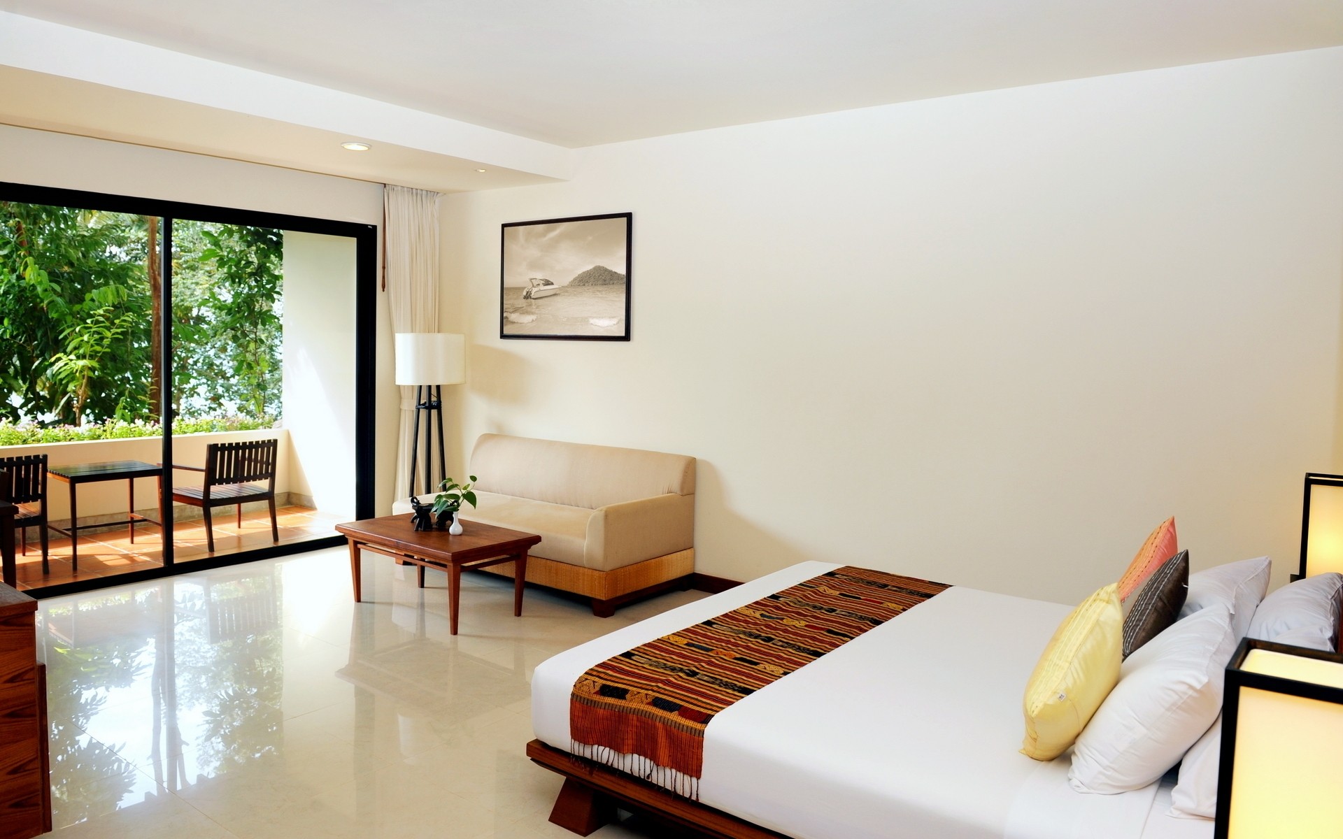 quarto móveis interior casa sofá piso apartamento janela lugar casa quarto família lâmpada mesa cadeira tapete design de interiores dentro moderno cama varanda design limpo