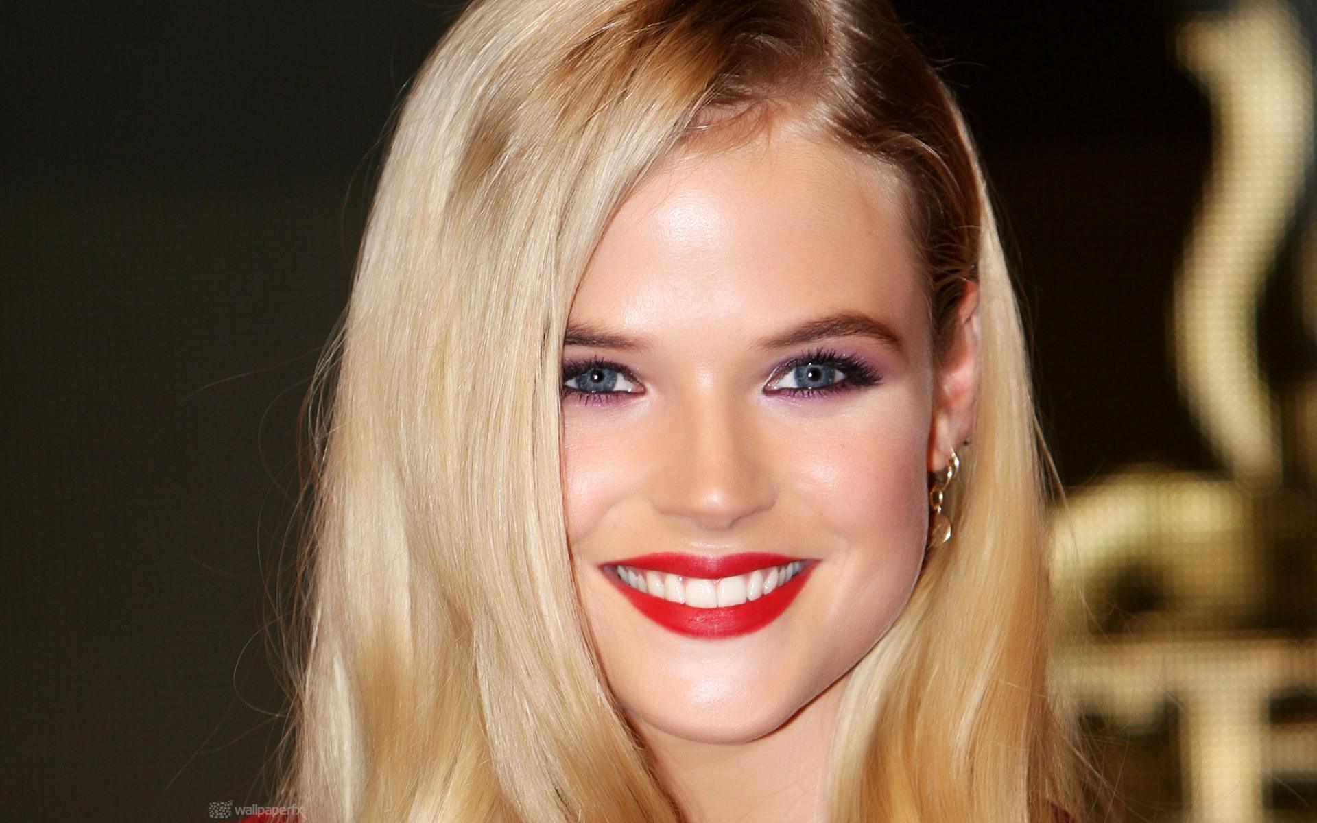 mulher moda retrato glamour olho menina sexy bonita loura gabriella wilde atrizes babe menina sorriso celebridade