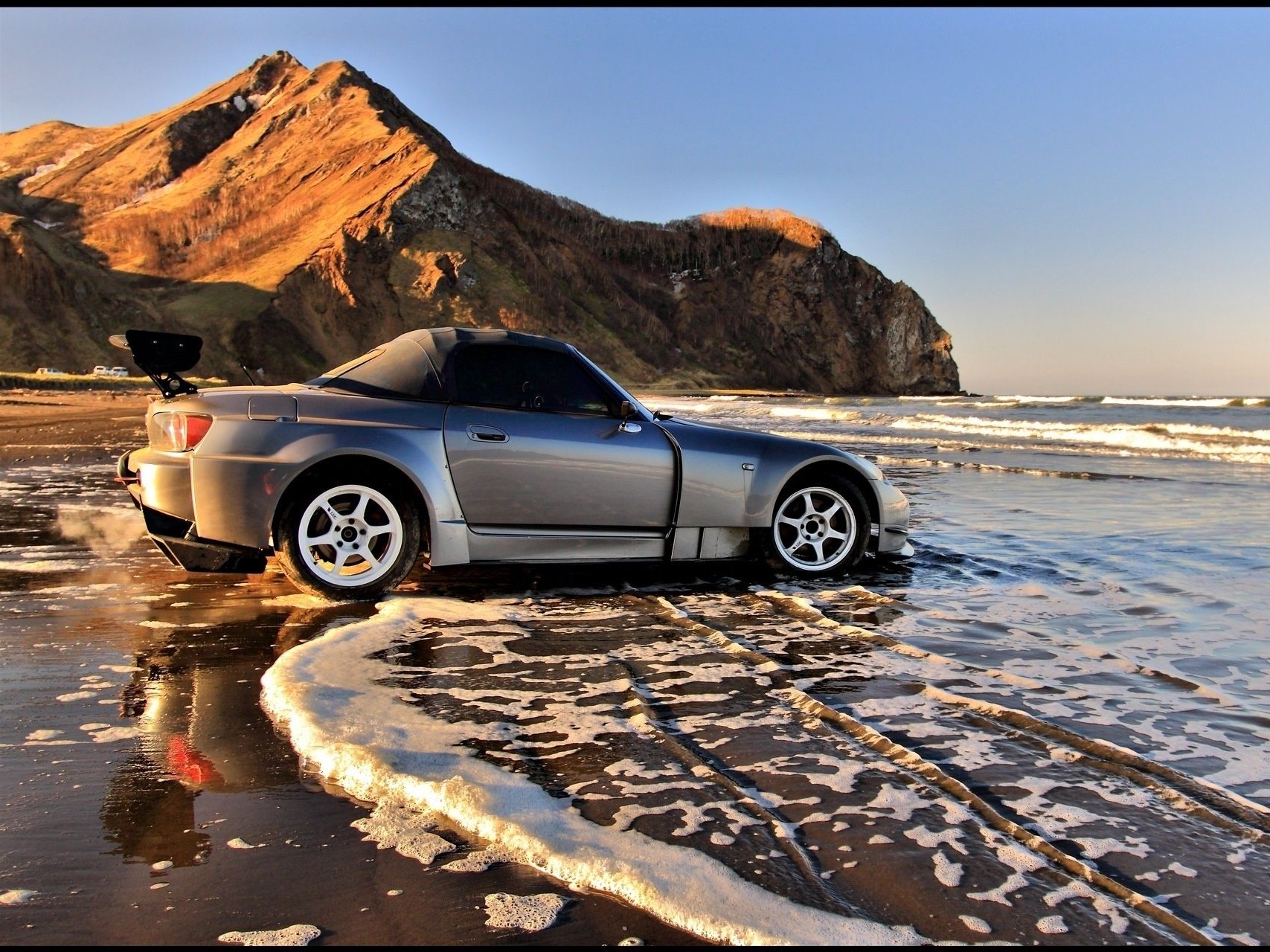 carros esportivos praia água mar oceano viagens pôr do sol natureza carro areia paisagem mar céu