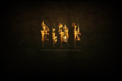 Chama ao longe. Luz. Quente