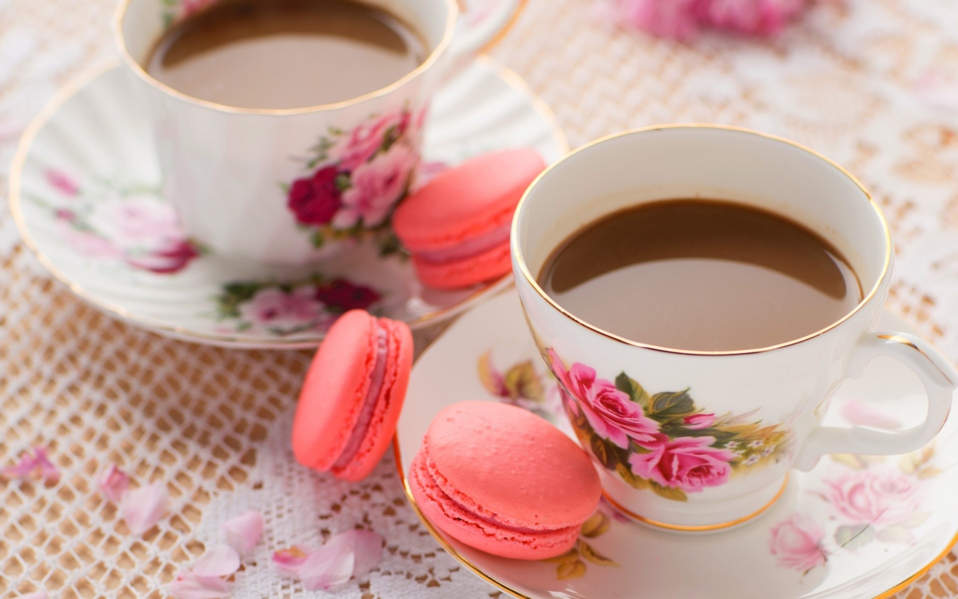 taça café bebida quente pequeno-almoço amanhecer chá pires perfume caneca pausa creme açúcar espresso tradicional cafeína biscoitos mesa porcelana macarons doces biscoitos sobremesas comida
