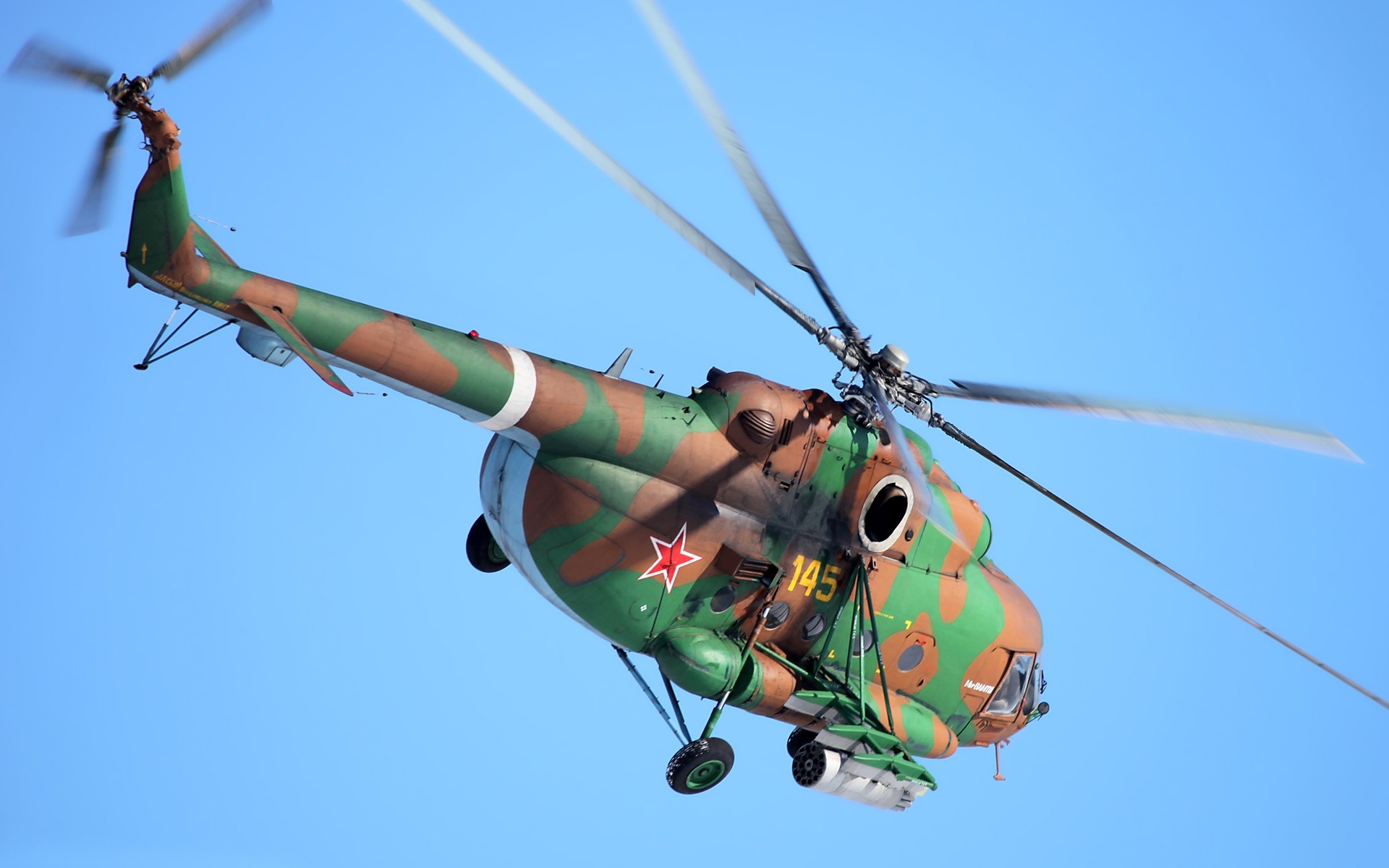 voo céu inseto ao ar livre helicóptero natureza mi-8amtsh aviação