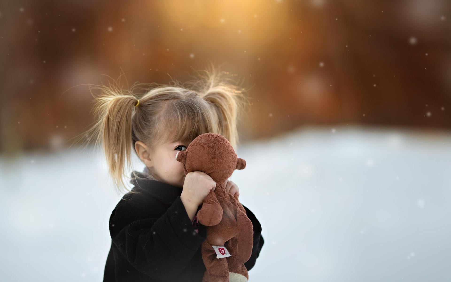 criança criança menina amor retrato borrão inverno neve sozinho diversão menino expressão facial felicidade fofa pouco mulher ao ar livre inocência menina brinquedo