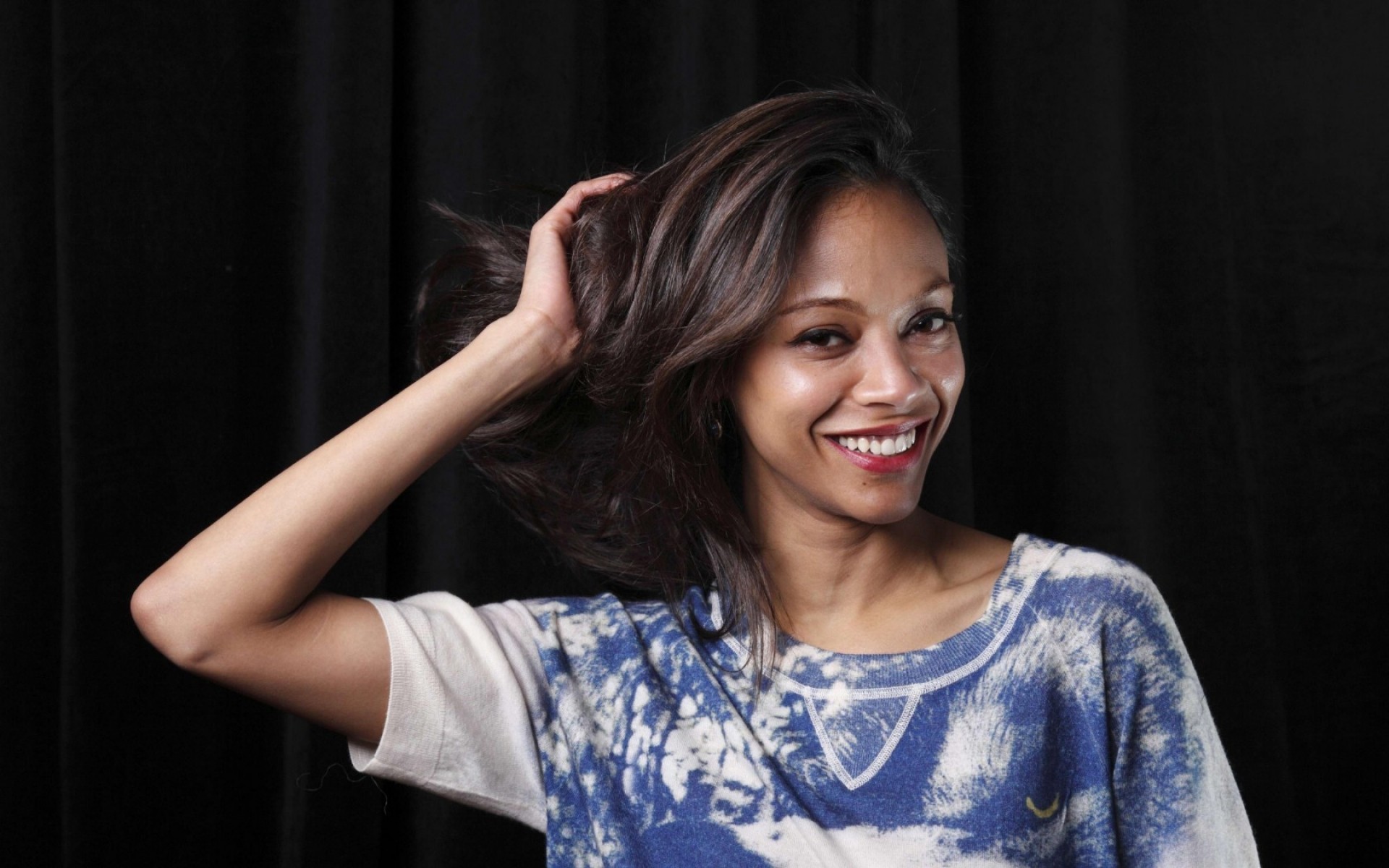 mulher retrato moda solteiro menina adulto vestir bonita atriz