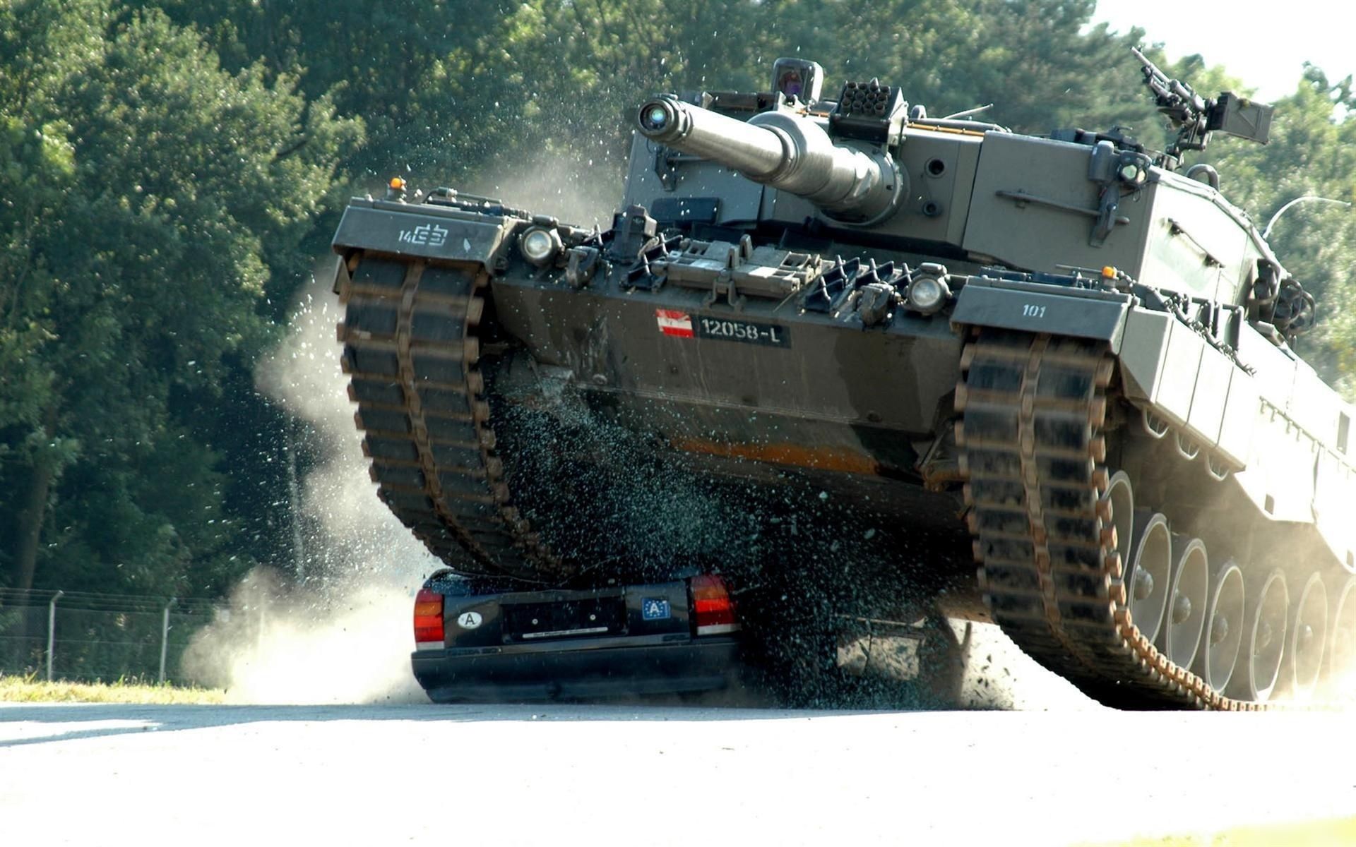 máquinas de terra carro sistema de transporte máquina tanque militar poder exército guerra armas indústria equipamentos solo ao ar livre caminhão