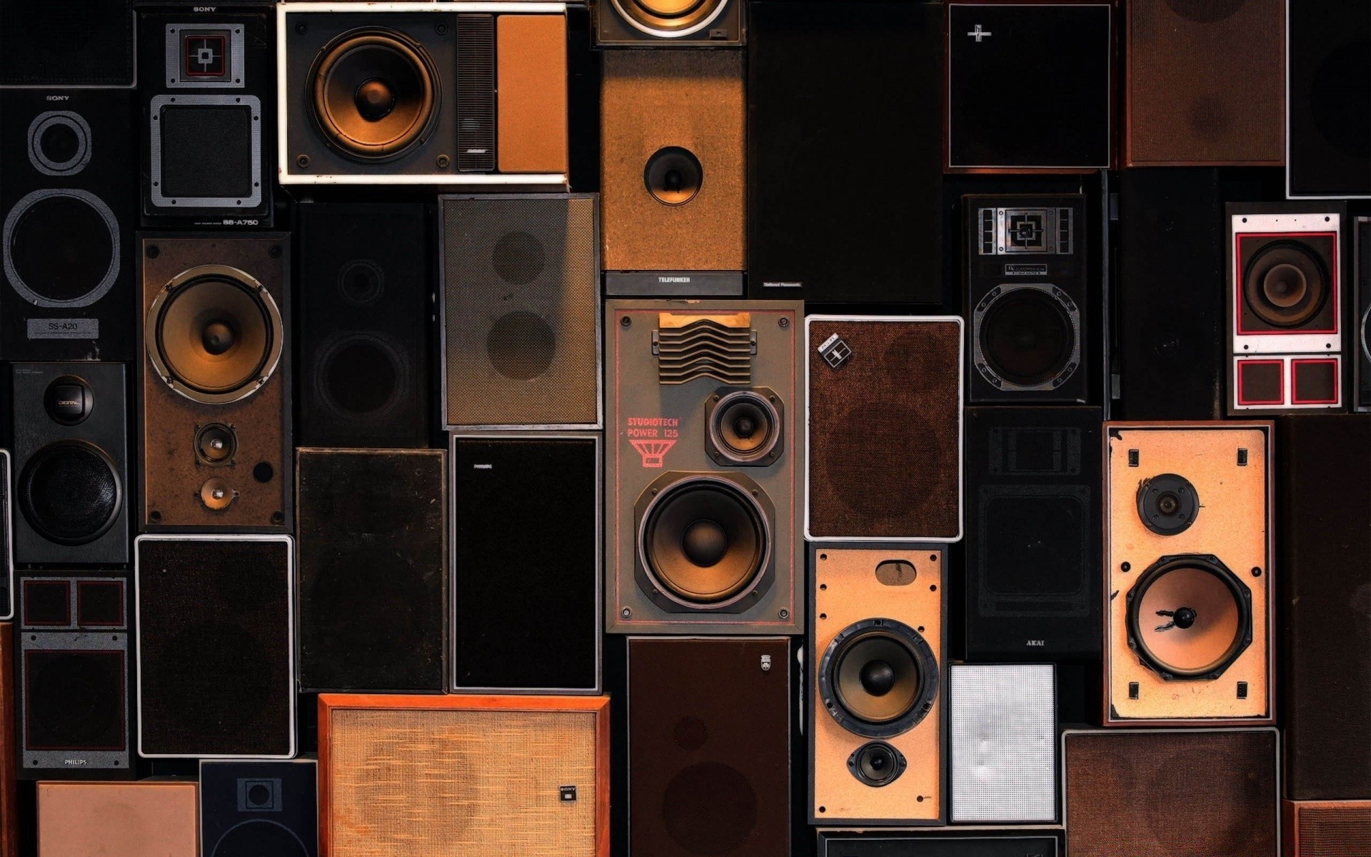 música alto-falante estéreo baixo som alto intensidade woofer soprano amplificador sem fio fazer barulho disco acústico voz eletrônica membrana hardware
