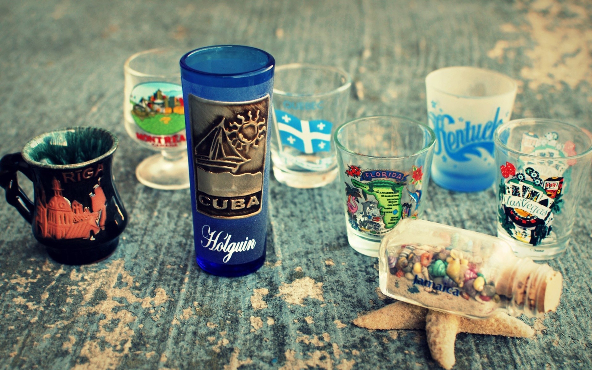 vintage bebida madeira ainda vida recipiente tabela