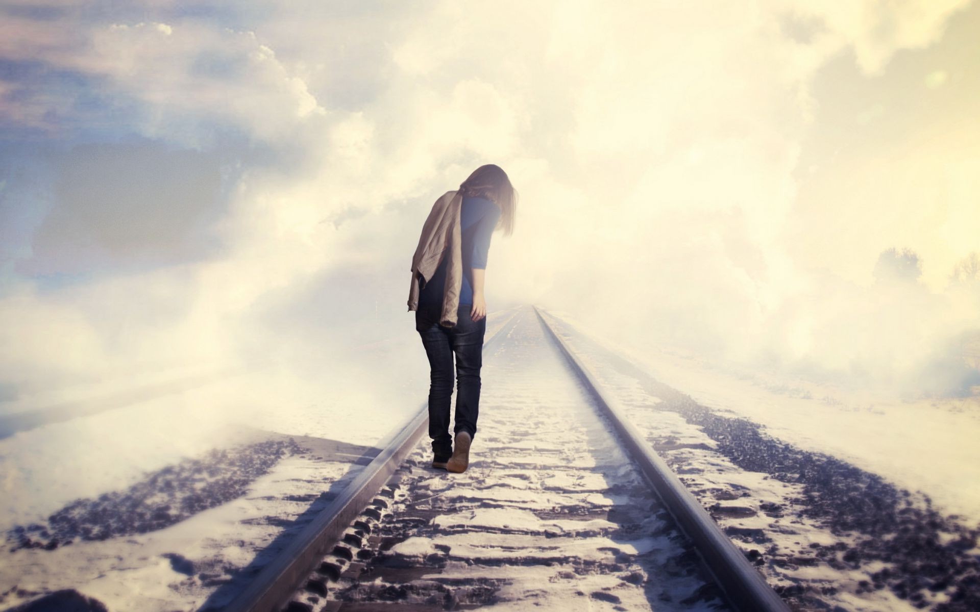 viagens paisagem estrada neve céu sozinho inverno pista sistema de transporte guia trem montanha ferrovia homem adulto luz do dia ao ar livre