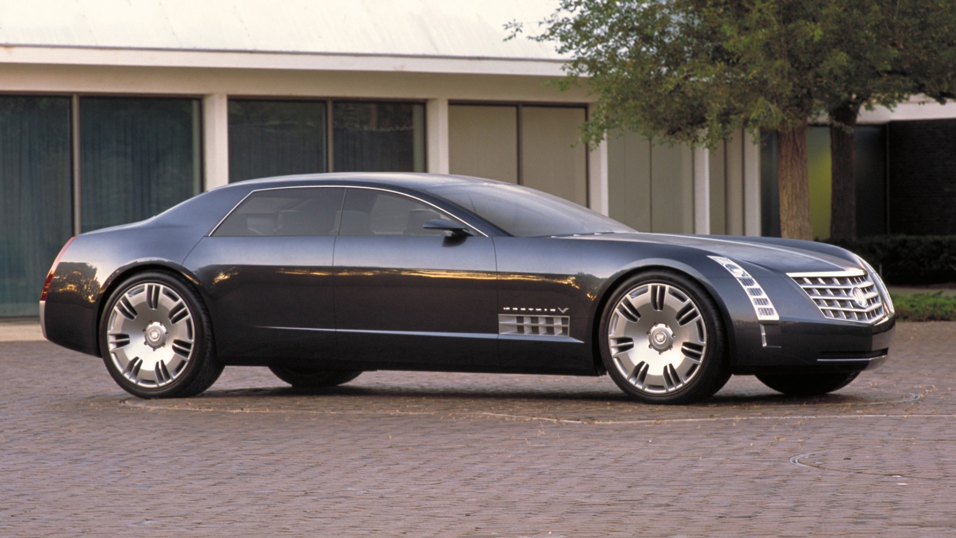 carro carro meio-dia rodas chernushka calçada asfalto sistema de transporte automotivo coupe ação