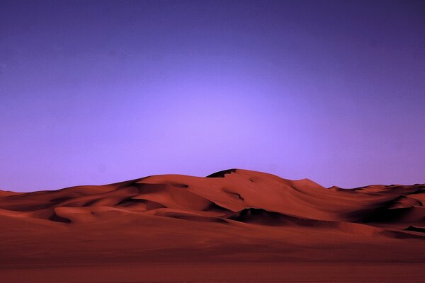Serenidade tranquila à noite no deserto