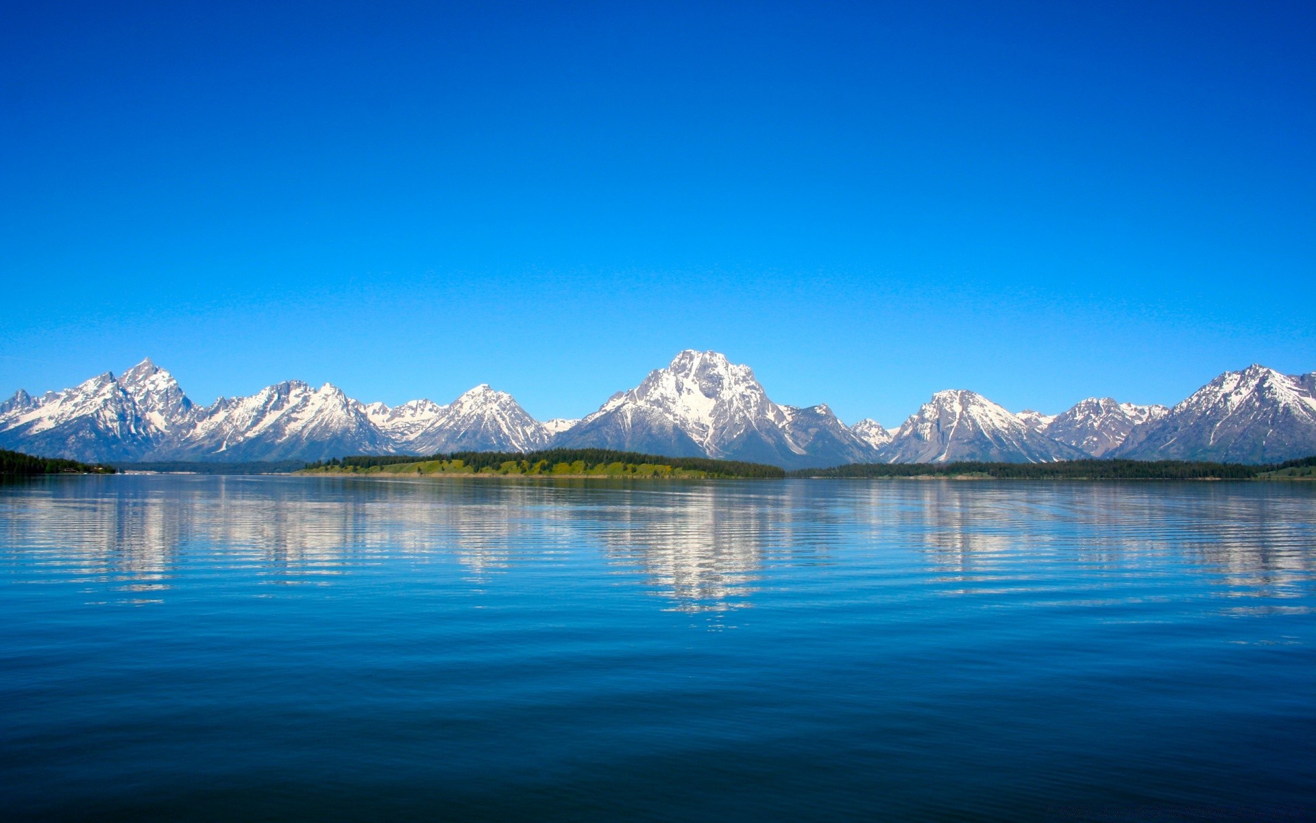 montanhas água neve reflexão lago natureza montanhas viagens paisagem céu gelo cênica ao ar livre
