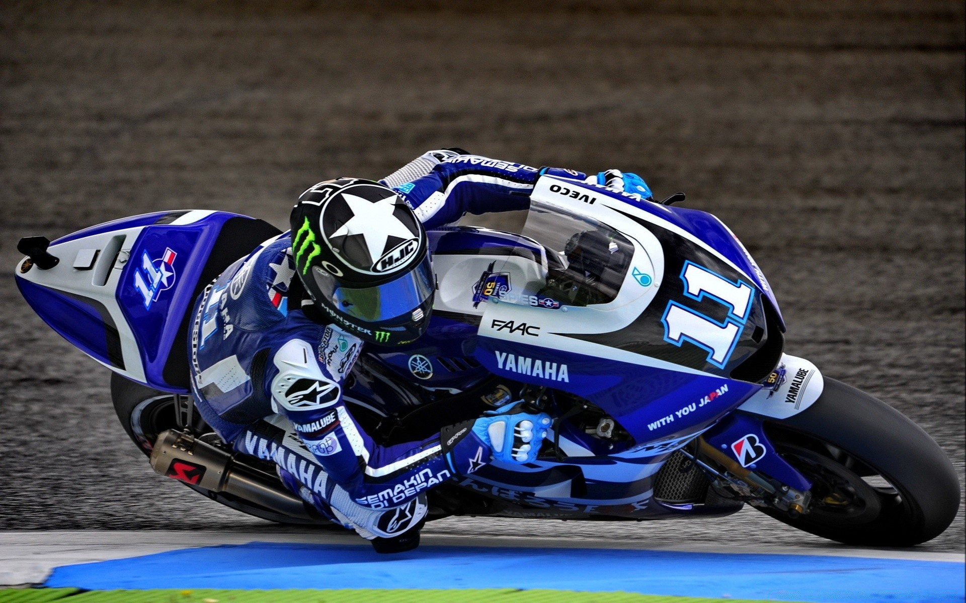 esporte corrida competição campeonato pista dirigir com pressa rápido piloto circuito carro carro poder torneio círculo bicicleta grande motorista esquadrão