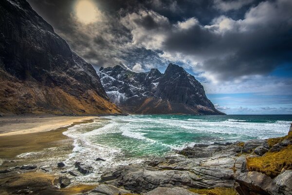 Paisagem pitoresca do oceano